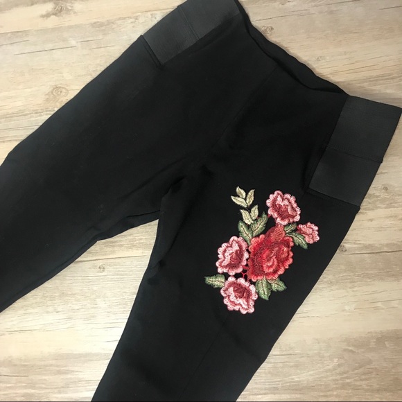 Floral Legging Pants stitched design - Picture 4 of 5
